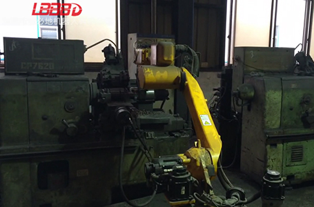 五金行業(yè)工業(yè)機(jī)器人數(shù)控車(chē)床上下料搬運(yùn)案例