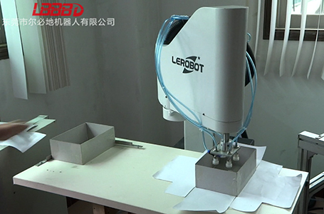 水平多關(guān)節(jié)機(jī)器人碼垛演示視頻